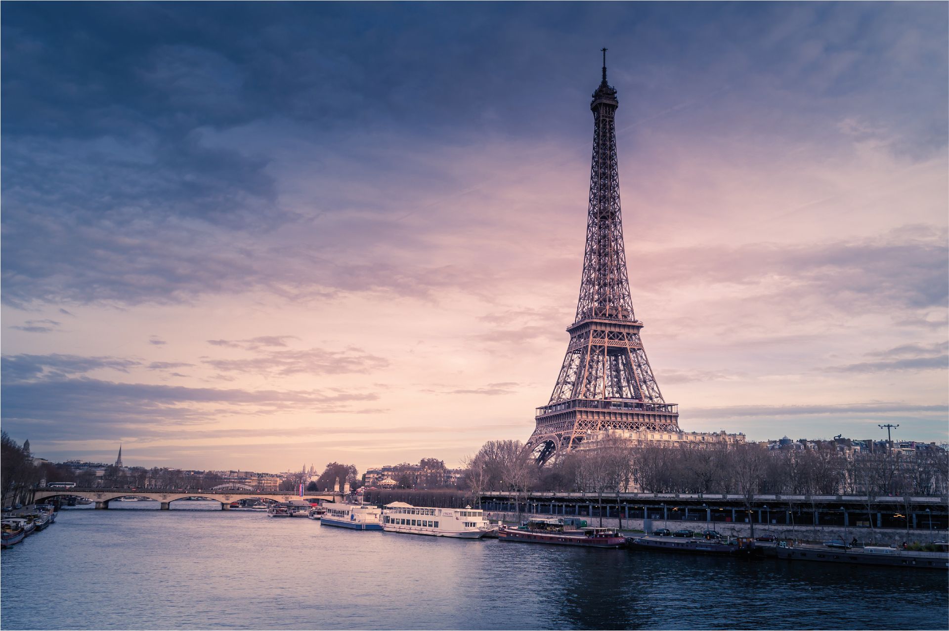  Paris Roissy